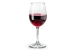 rouge du vin dans une verre isolé sur blanc Contexte réaliste photo image avec agrafe chemin