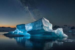 icebergs dans le l'eau avec une nuageux ciel photo