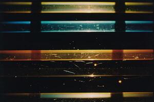 une floue photo de une fenêtre avec pluie gouttes sur il