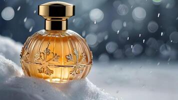 luxe parfum bouteille dans le neige photo