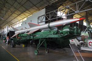 missile qui appartiennent à le indonésien air Obliger lequel a été retraité et est sur afficher à le aérospatial musée, yogyakarta photo