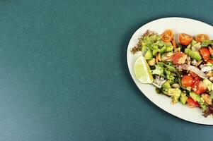 légume salade avec Fruit de mer. photo