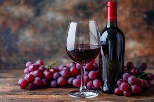 rouge du vin et les raisins dans le Contexte photo
