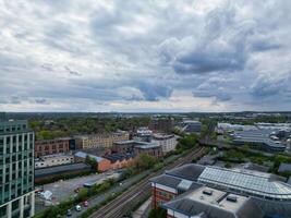 magnifique aérien vue de historique central Nottingham ville le long de rivière Trente, Angleterre uni Royaume photo