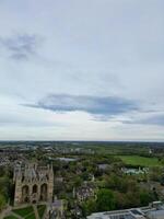 haute angle vue de central peterborough ville de Angleterre uni Royaume. avril 11ème, 2024 photo