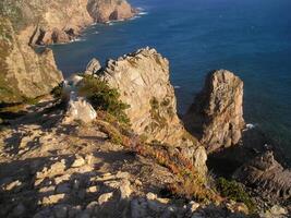 cabo da Roca, situé dans le Portugal, est renommé comme le le plus à l'ouest point de continental L'Europe . photo