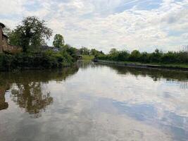 une vue de le shropshire syndicat canal près ellesmere photo