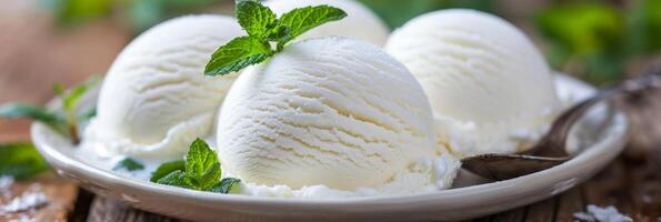 expérience le intemporel saveur et soyeux douceur de une vanille la glace crème scoop photo