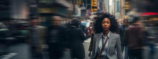 ai généré fille dans une floue ville foule génératif ai photo