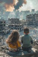 les enfants séance dans de face de une ruiné ruiné ville photo