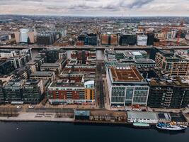 grandiose canal Dock dans Dublin, Irlande par drone photo