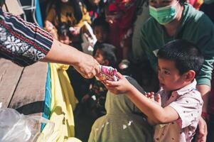 chiang Mai, Thaïlande - janvier 14, 2023 enfants journée Activités dans Thaïlande dans janvier de chaque année comprendre collations, nourriture, dansant, et divers monte. photo