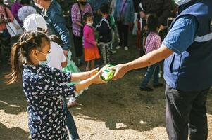 chiang Mai, Thaïlande - janvier 14, 2023 enfants journée Activités dans Thaïlande dans janvier de chaque année comprendre collations, nourriture, dansant, et divers monte. photo