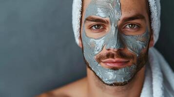 une détaillé guider sur le avantages et correct techniques de en utilisant visage masques et autre soin de la peau des produits Plus précisément conçu pour Hommes photo