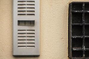 vieux interphone à mur photo