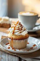 petit gâteau salé caramel côté vue photo