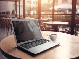 portable sur une en bois table photo