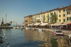 paresser Italie 16 septembre 2020 dogane veneta et portique dans paresser dans Italie avec coloré bateaux photo