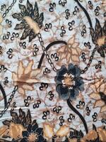 le motifs sur traditionnel batique, en présentant visuel et philosophique le motifs sur traditionnel batique, en présentant visuel et philosophique photo