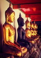 séance Bouddha statues, Thaïlande photo