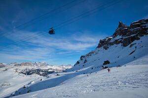 ski recours dans dolomites, Italie photo