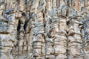 grès falaise avec Colonnes et piliers photo