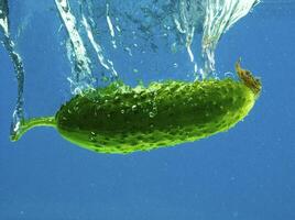 légumes dans l'eau photo