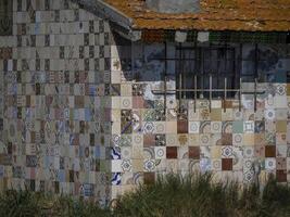 multi différent céramique tuile maison dans Aveiro lagune ria de Aveiro situé sur le atlantique côte de le Portugal photo