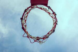 panier de basket en bois photo