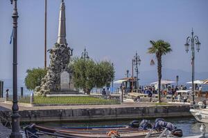 paresser Italie 16 septembre 2020 paresser vue sur garda Lac dans Italie photo