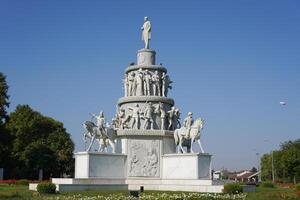 ulus statue dans Eskisehir, turkiye photo