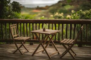 vide en bois plate-forme table plus de flou la nature Contexte photo