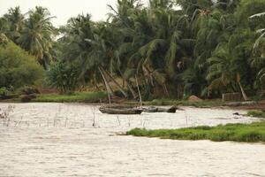 canoë à Lac ahémé, possotome, Bénin photo