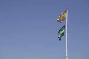 drapeaux de andalousie et Espagne photo