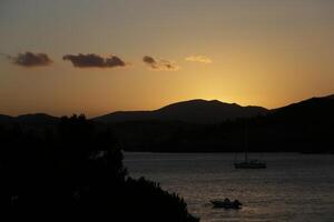 lever du soleil dans lefkada, Grèce photo
