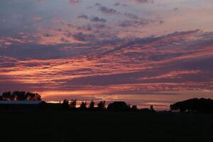 le coucher du soleil dans le Pays-Bas photo