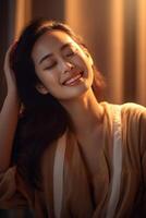 magnifique Jeune asiatique femme réveiller en haut dans le Matin photo