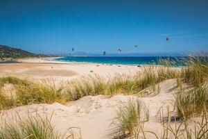 valdevaqueros plage dans Espagne avec Afrique à horizon photo