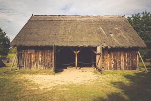 vieux du pêcheur Maisons dans kluki village, Pologne. photo