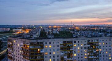soir vue de Severodonetsk avant le guerre avec Russie 1 photo