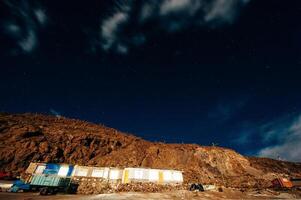 uyuni, Bolivie - octobre 02, 2023 étoilé nuit une sel Hôtel photo