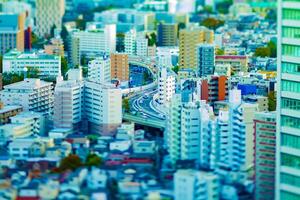 une Autoroute à le Urbain ville dans tokyo tiltshift photo