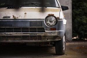 vieux abandonné voiture 5 photo