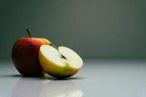 Pomme sur le table photo