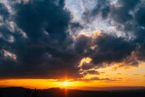 ciel coucher de soleil épique photo