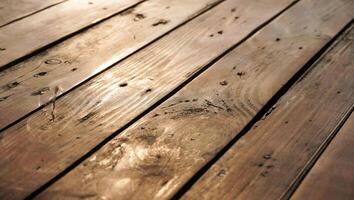 la vue rapprochée du parquet. la texture inégale du sol qui peut être dangereuse. le coup de bois pour un arrière-plan. photo