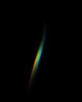 superposition de lumière arc-en-ciel sur fond noir photo
