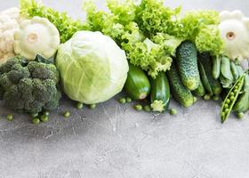 légumes verts frais photo