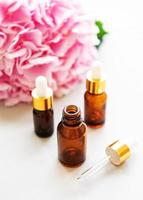 hortensia rose et huile de massage photo