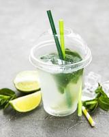 cocktail mojito au citron vert et à la menthe